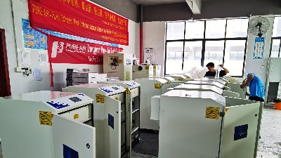 工業(yè)粉塵除塵器，執(zhí)信環(huán)保為工業(yè)加工提供高效除塵設備。